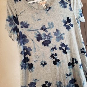 Nursing top size medium